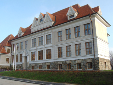 Schulgeb&auml;ude